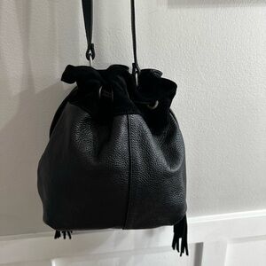 American Eagle Outfitters Black Crossbody Bag with Structured Design